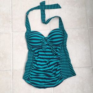 NWOT Merona Maternity Swim Top